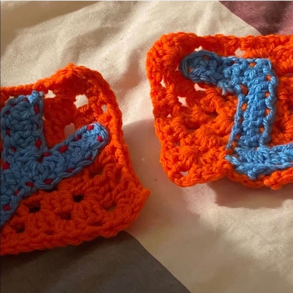 Letter name on blanket - Picture 4 of 6